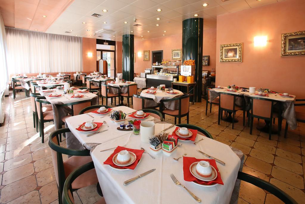 Hotel Le Ville Modena Eksteriør bilde